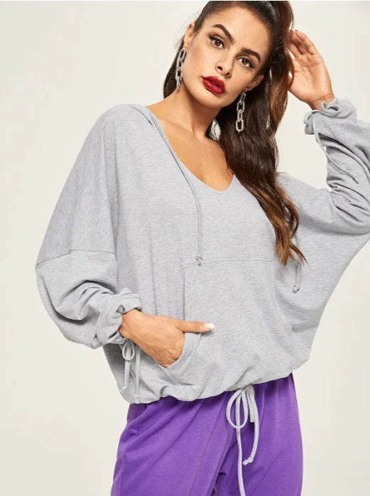 Casual Loose Gray Deep V Sweatshirts Pullover / Yoga Hoodie with Set-In Sleeves Structured Classic Casual Loose Gray Deep V Sweatshirts Pullover / Yoga Hoodie with Set-In Sleeves Structured Classic