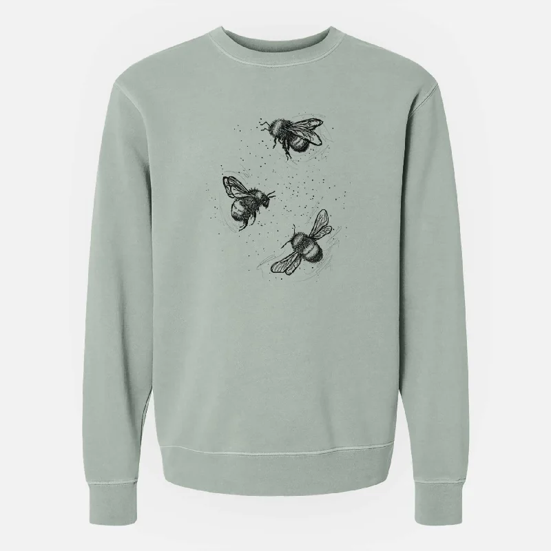 American Bumblebee Trio - Bombus Pensylvanicus - Unisex Pigment Dyed Crew Sweatshirt Hoodie with Relaxed Fit Easy Casual American Bumblebee Trio - Bombus Pensylvanicus - Unisex Pigment Dyed Crew Sweatshirt Hoodie with Relaxed Fit Easy Casual