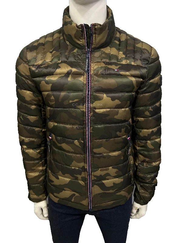 TH Packable Collar Logo Camouflage Puffer Jacket Welt Pockets Slit Pockets Flap Pockets TH Packable Collar Logo Camouflage Puffer Jacket Welt Pockets Slit Pockets Flap Pockets